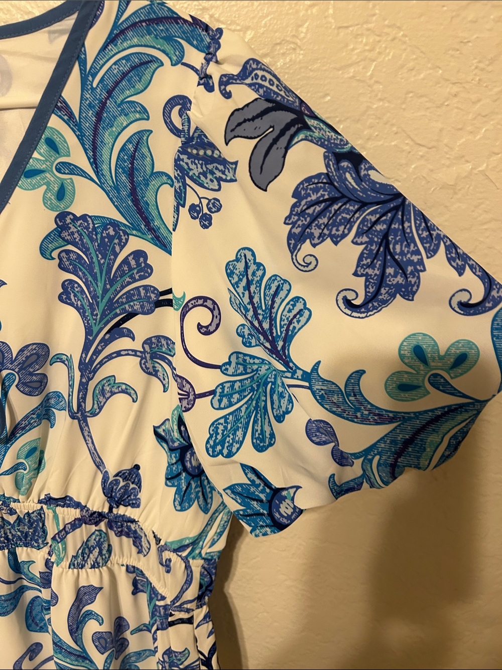 🎒Pretty Garden White & Blue Floral V-Neck Tiered Midi Dress size L GUC - Picture 7 of 15